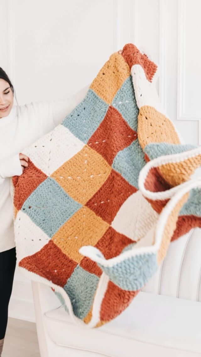 The Amber Blanket Scarf – Easy Crochet Pattern - CJ Design Blog